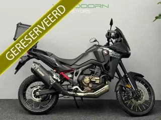 Honda CRF 1100L Africa Twin ABS | DCT | Akrapovic | Topkoffer | MRA | Carplay | TFT | 2025 | 1600 KM