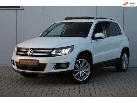Volkswagen Tiguan 1.4 TSI CUP 160PK DSG PANO I LED I CAMERA I EL. TREKHAAK I CRUISE I PDC I