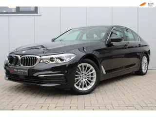 BMW 5-serie 530i High Executive 1Jaar Garantie AUT I ADAPTIVE CRUISE I CAM I NAVI I LIJN ASSIST I LE