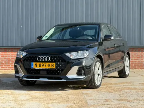 AUDI A1 CITYCARVER 30 TFSI Automaat Carplay / Virtual Cockpit