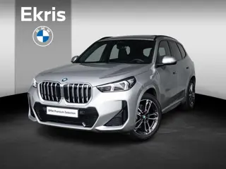 BMW X1 xDrive25e | M Sportpakket | Premium Pack | Stuurwielrand verwarmd | Comfort Access | Achterui