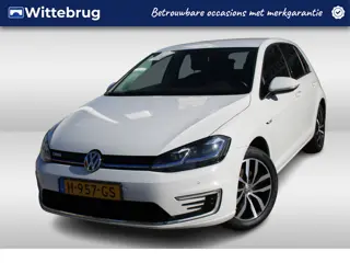 Volkswagen e-Golf E-DITION / Navigatie / LED / Digital cockpit / LM 17 inch / Parkeersensoren