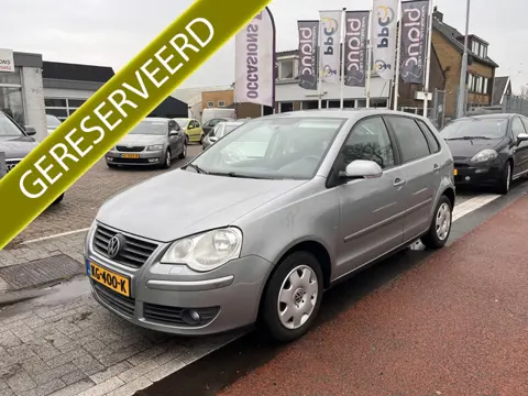 Volkswagen Polo 1.2-12V 5 DRS. EDITION Airco Pdc Stoelverw. Extra set Lichtmetalen velgen zomerbande