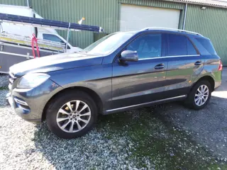 Mercedes-Benz M-Klasse ML 350 BLUETEC 4MATIC VAN/GRIJS KENTEN motor defect Airco,Navigatie,Enz