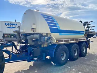 BLW BERKERS TECHNIEK 3-Asser Chassis met Tank