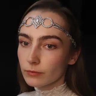 Roaring Twenties Glamour: Vintage Art Deco Diamond Dog Collar Necklace & Headpiece