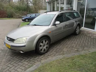 Ford Mondeo Wagon 1.8-16V Centennial (bj 2003)