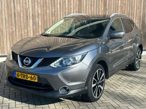 Nissan Qashqai 1.5 dCi | PANO | XENON | LEDER |