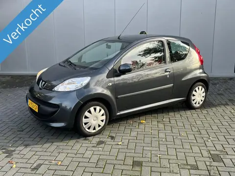 Peugeot 107 1.0-12V XS Urban Move airco ,mooie complete auto