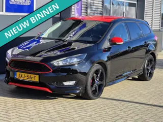 Ford Focus 1.5 EcoBoost 150 pk Black Edition ST-line