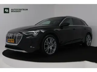 Audi E-tron 55 quattro S edition 95 kWh (TREKHAAK, B&O SOUND, SOH 92%, STOEL/STUUR VERWARMING, CRUIS