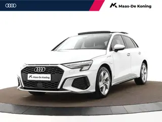 Audi A3 Sportback 40 TFSIe 204pk S-tronic Edition · Panoramadak · Camera · S-line Exterieur · Naviga