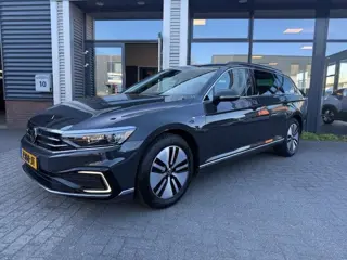 Volkswagen Passat Variant 1.4 TSI PHEV GTE Business Carplay Stoelverw. Camera Trekhaak