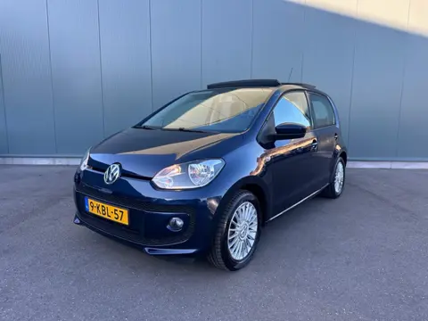Volkswagen up! 1.0 high up! BlueM. PANORAMADAK | AIRCO | NAP !