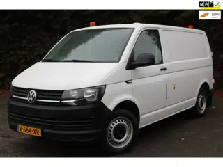 Volkswagen Transporter 2.0 TDI L1H1 102PK | Airco | Cruise Control | Volledige inrichting! | 1e Eige