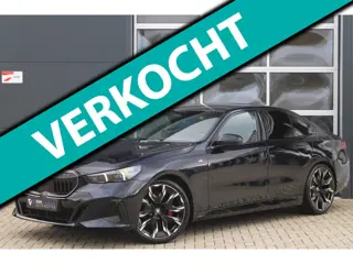 BMW 5-serie 520i M-Sport Pro | Pano | HK | HUD | 360 | Ventilatie | Elek. Trekhaak