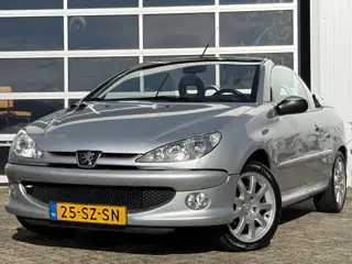 Peugeot 206 CC 1.6-16V Quiksilver Cabriolet 110pk | Audioinstallatie met cd-speler | Elektrisch bedi