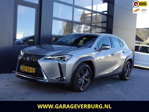 Lexus UX 250h Luxury Line (Navigatie,Camera,Keyless,Leer,Stoel+stuurverwarming,PDC)