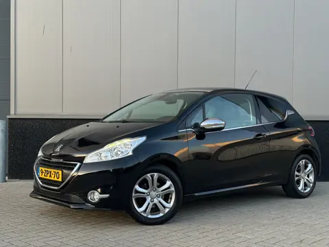 Peugeot 208 1.2 PureTech GT-line PANO CRUISE CLIMATE