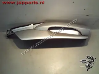 Suzuki AN400 Zijkap links