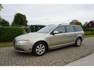 Volvo V70 3.2 Momentum automaat