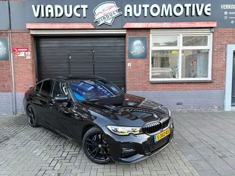 BMW 3-serie 330e M-performance H&K Schuifdak 340i Look