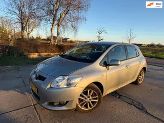 Toyota Auris 1.3 Comfort/ right hand drive ( RHD)/ climatronic/ 5 doors