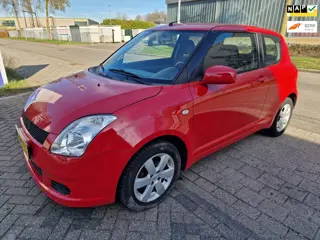 Suzuki Swift 1.3 GLS, Apk, Nap, Nieuwe versnellingsbak, Inruil mogelijk.