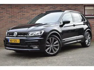 Volkswagen Tiguan 1.4 TSI ACT Comfortline Business R '17 Pano Leder LED Clima Navi Cruise Inruil mog