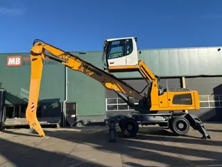 Liebherr LH 30 M (bj 2017)