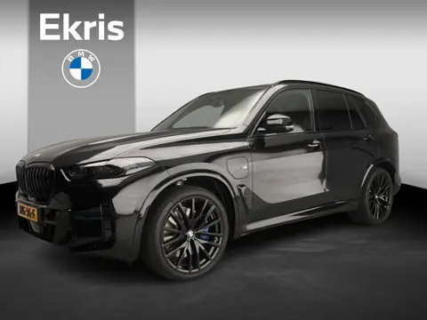 BMW X5 xDrive50e | M-Sportpakket | LED | Leder | HUD | Active cruise | Trekhaak | Schuifdak | Comfor