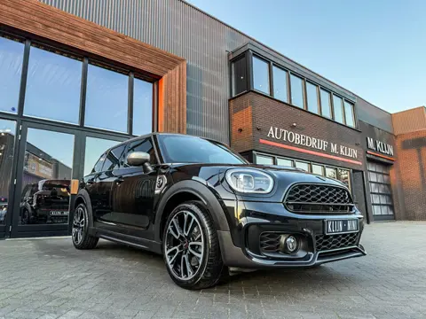 Mini Mini Countryman Cooper S E ALL4 John Cooper Works Aut 220pk/Jcw Stoelen/Camera/Navi/19"Jcw/Btw