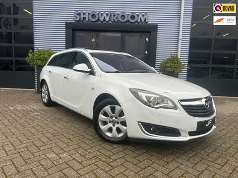 Opel Insignia Sports Tourer 1.6 CDTI EcoFLEX Business Executive PANO|Trekhaak|Leder|ACC|Navi|Appleca