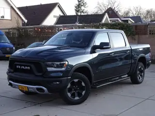 Dodge Ram 1500 Rebel | Off-Road | V8 Edition (bj 2019)