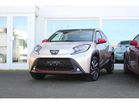Toyota Aygo X 1.0 VVT-i Automaat I Puls Edition I Beige kleur I Carplay I Android Auto