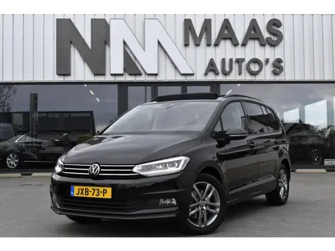 Volkswagen Touran 1.5 TSI Business 7p BTW - Trekhaak - Pano