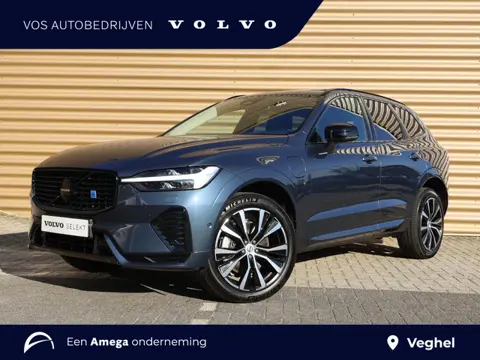 Volvo XC60 T8 Plug-in hybrid AWD Ultimate Dark | Massage & ventilatie | Trekhaak elektr. | Head- up 