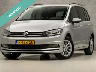 Volkswagen Touran 1.5 TSI Comfortline 7 Persoons 150Pk Automaat (APPLE CARPLAY, GROOT NAVI, CAMERA, 