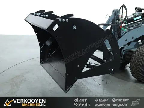 1 Tobroco Giant Hoogkipbak 130cm GA300 680ltr DV1298