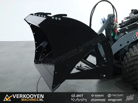 1 Tobroco Giant Hoogkipbak 140cm GA300 740ltr DV1306