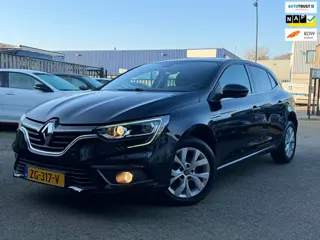 Renault Mégane 1.3 TCe Limited 140PK / PDC / Navi / Keyless
