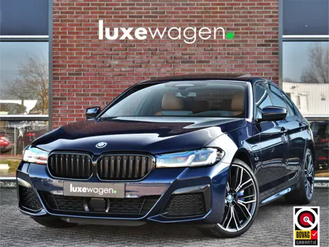 BMW 5 Serie 545e xDrive M-Sport Pano ACC HUD 20inch 360 Laser HiFi Adp-demping