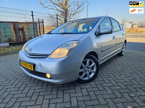 Toyota Prius 1.5 VVT-i Business GARANTIE met Bijna nieuw Hybride Batterij