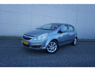 Opel Corsa 1.4-16V Enjoy Airco / Cruise / Elektr. ramen / Lm velgen /  NAP
