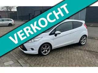 Ford Fiesta 1.6 Ghia Sport airco LM *apk 10-2026*