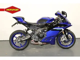 Yamaha YZF R9 (bj 2025)