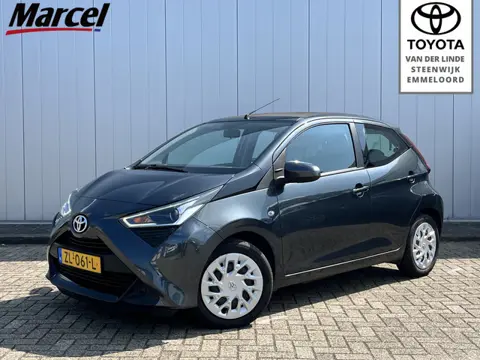 Toyota Aygo 1.0 VVT-i X-Play Cabrio NL Auto Dealer onderhouden Camera