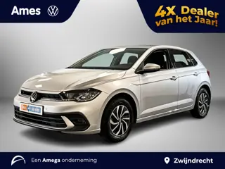 Volkswagen Polo 1.0 95pk TSI Life Edition Voorstoelen verwarmd | Parkeersensoren voor & achter | Ach