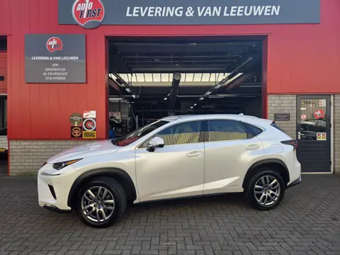 Lexus NX 300h AWD Luxury Line Automaat/ Lederen bekleding/ Navigatie/ Stoelverwarming/ Rijklaarprijs