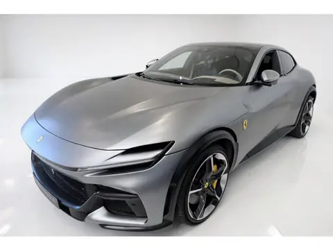 Ferrari Purosangue 6.5 V12 Pano, Lift, Burmester, Xpell